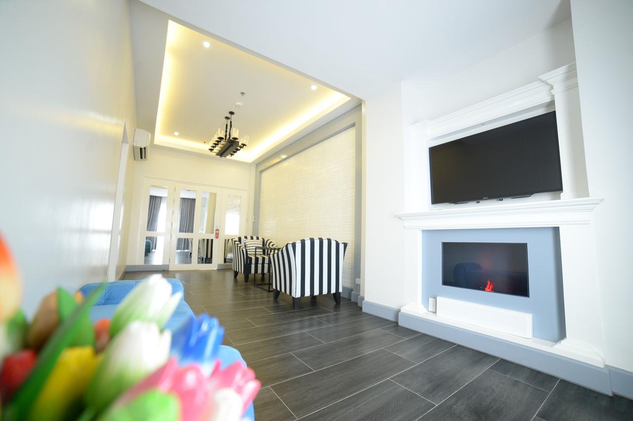 Hotel Carlito Tagaytay Tagaytay City Εξωτερικό φωτογραφία