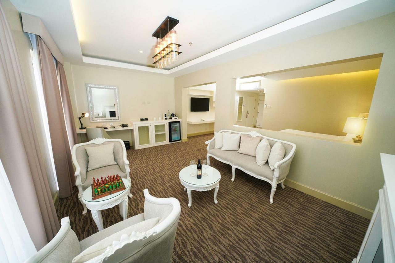 Hotel Carlito Tagaytay Tagaytay City Εξωτερικό φωτογραφία
