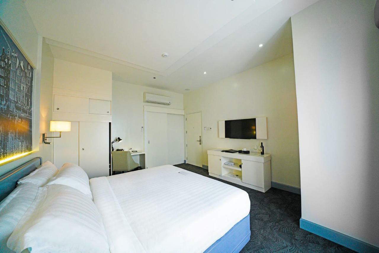 Hotel Carlito Tagaytay Tagaytay City Εξωτερικό φωτογραφία